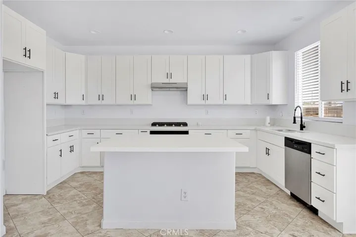 13957 Katelyn Street, Hesperia, California 92345