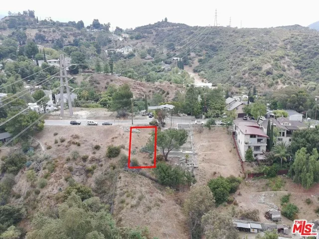 9477 Reverie Road, Tujunga, California 91042