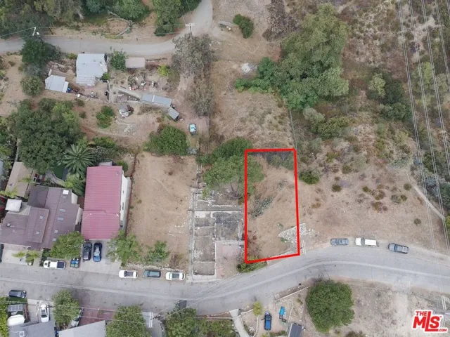 9477 Reverie Road, Tujunga, California 91042