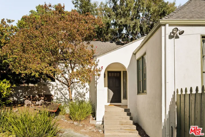 2272 India Street, Los Angeles, California 90039