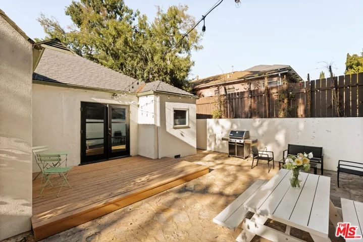 2272 India Street, Los Angeles, California 90039