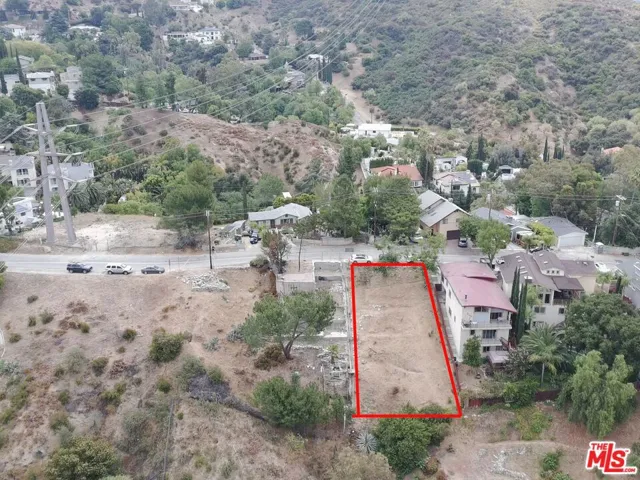 9467 Reverie Road, Tujunga, California 91042