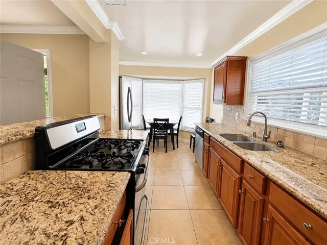 256 W College Street 2, Covina, California 91723