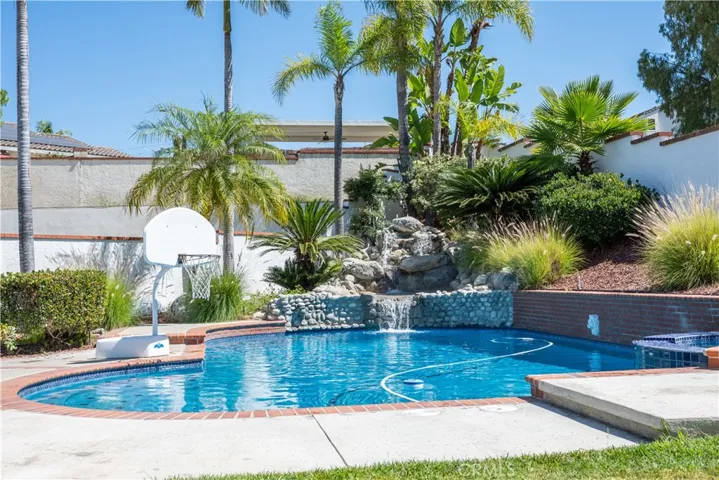 20545 Via Belleza, Yorba Linda, California 92886