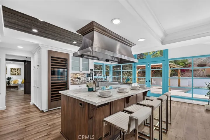 20001 Hiawatha Street, Chatsworth, California 91311