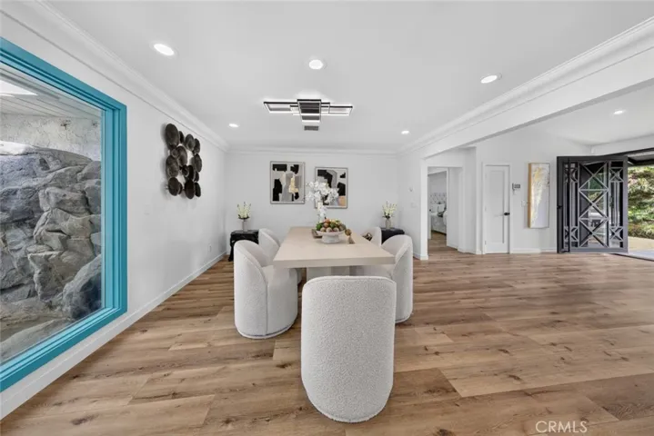 20001 Hiawatha Street, Chatsworth, California 91311