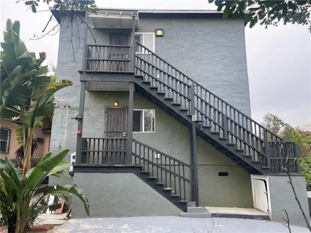 702 S Soto, Los Angeles, California 90023