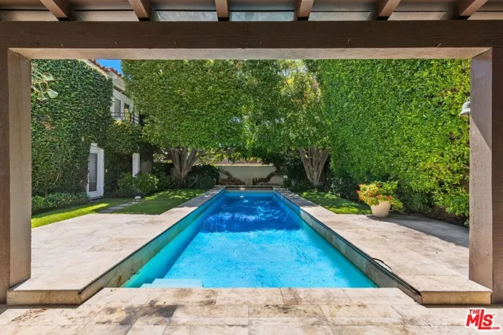 305 S Bedford Drive, Beverly Hills, California 90212