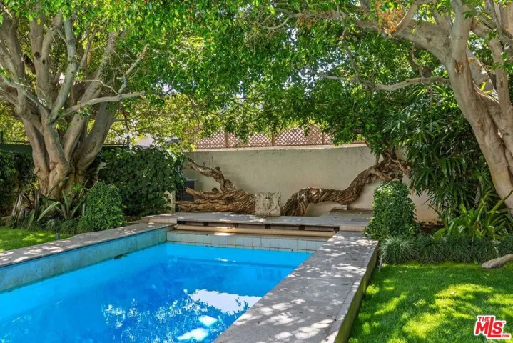 305 S Bedford Drive, Beverly Hills, California 90212