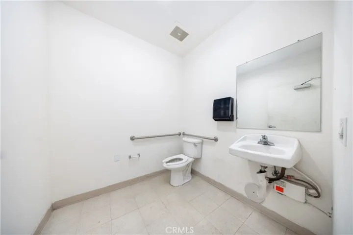 1773 W San Bernardino Road B20, West Covina, California 91790