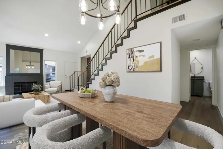 974 Quarterhorse Ln  -  Virtually Staged