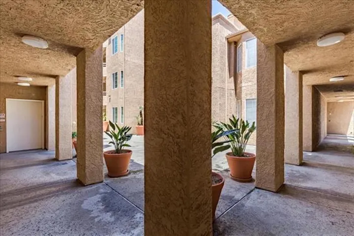 3969 Mahaila 113, San Diego, California 92122