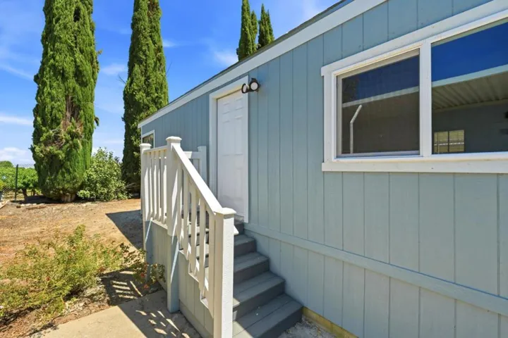 19690 N Highway 99 32, Acampo, California 95220
