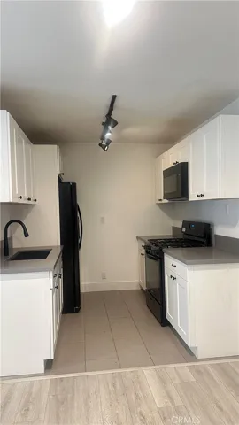 14222 Calvert Street 3, Van Nuys, California 91401
