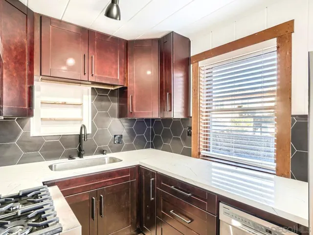 4655 Date Ave, La Mesa, California 91941