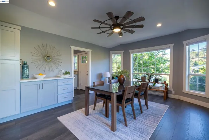 16004 Wellington Way, Castro Valley, California 94578