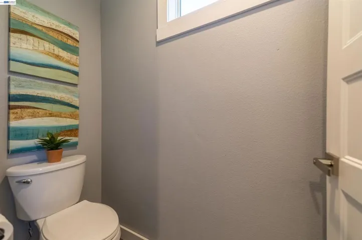 16004 Wellington Way, Castro Valley, California 94578