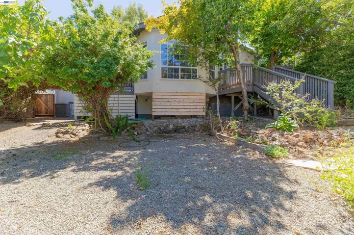 16004 Wellington Way, Castro Valley, California 94578