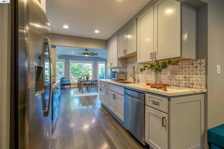 16004 Wellington Way, Castro Valley, California 94578