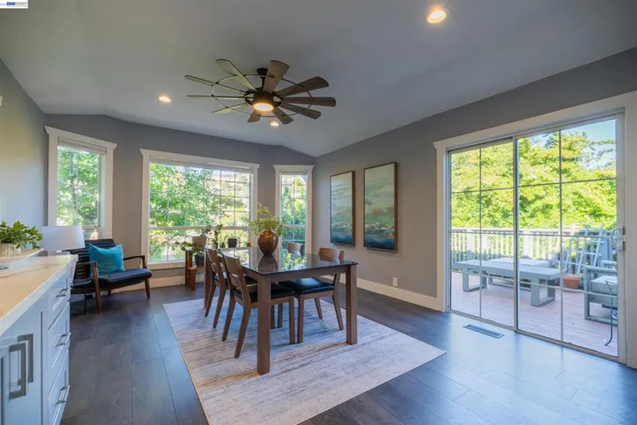 16004 Wellington Way, Castro Valley, California 94578