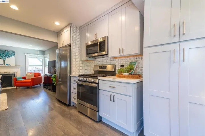 16004 Wellington Way, Castro Valley, California 94578