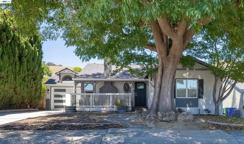 16004 Wellington Way, Castro Valley, California 94578