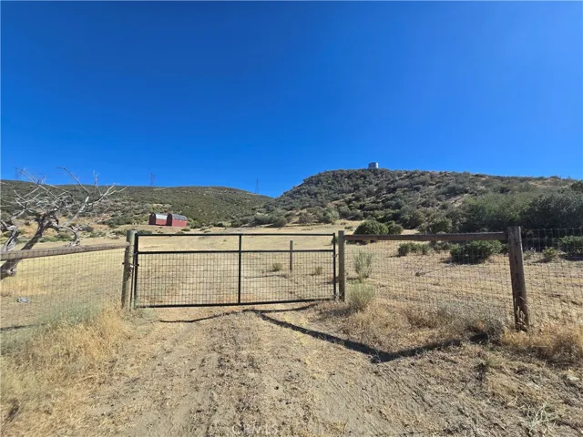 1 Elizabeth Lake Rd Vic 58th W, Palmdale, California 93551
