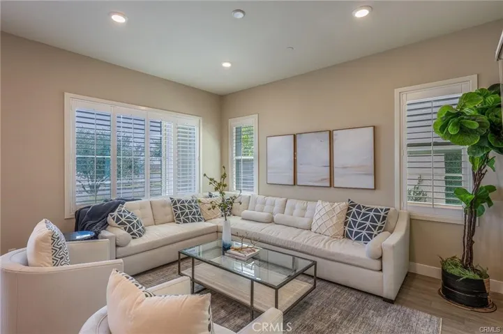174 Scale, Irvine, California 92618