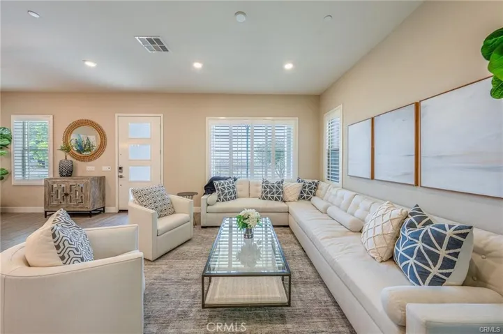 174 Scale, Irvine, California 92618