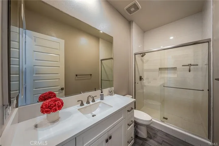 174 Scale, Irvine, California 92618
