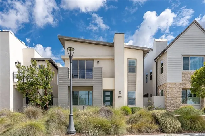 174 Scale, Irvine, California 92618