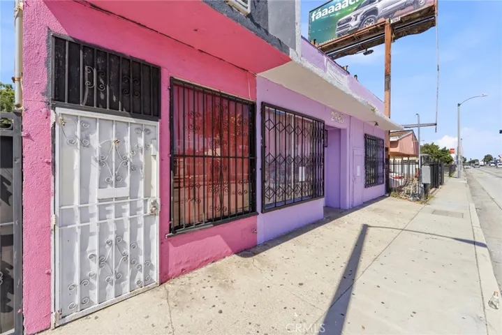 2945 Tweedy, South Gate, California 90280