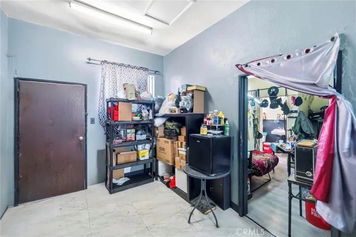 2945 Tweedy, South Gate, California 90280