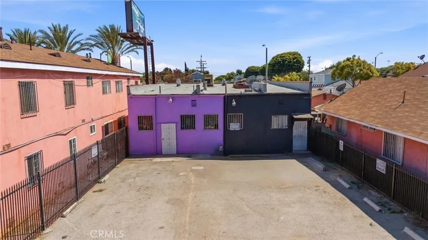 2945 Tweedy, South Gate, California 90280
