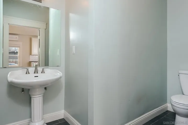 1505 Fern Street, San Diego, California 92102