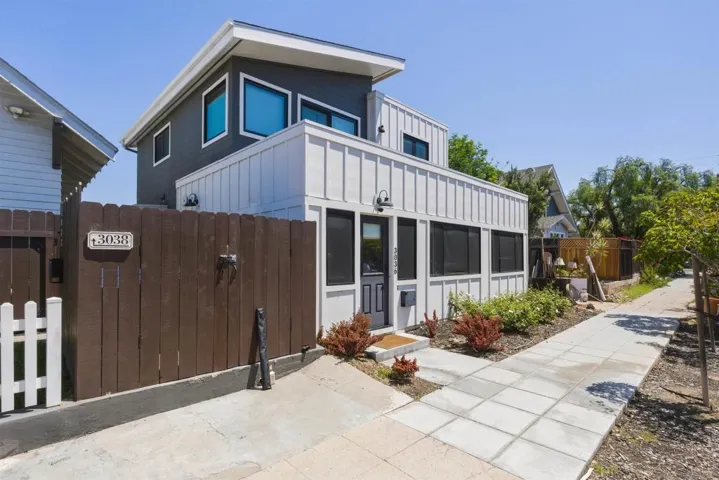 1505 Fern Street, San Diego, California 92102