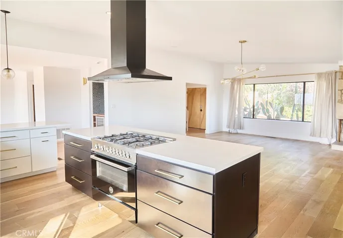 1133 Berkeley, Glendale, California 91205