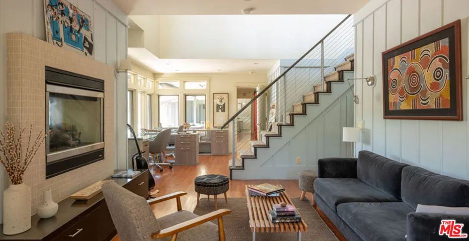 4650 Canoga Avenue, Woodland Hills, California 91364