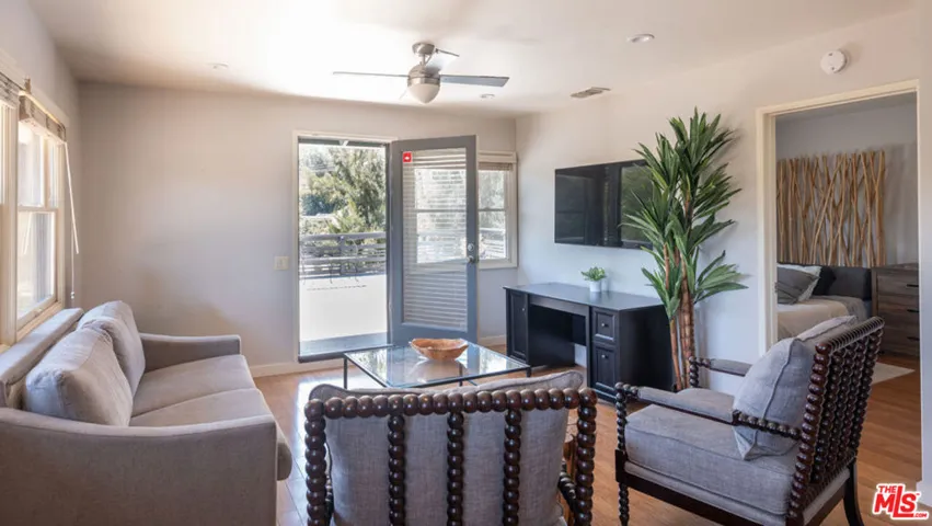 4650 Canoga Avenue, Woodland Hills, California 91364