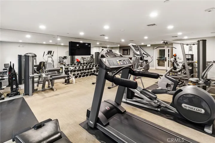 12044 Hoffman 303, Studio City, California 91604