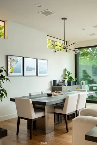 4257 Shadyglade Avenue, Studio City, California 91604
