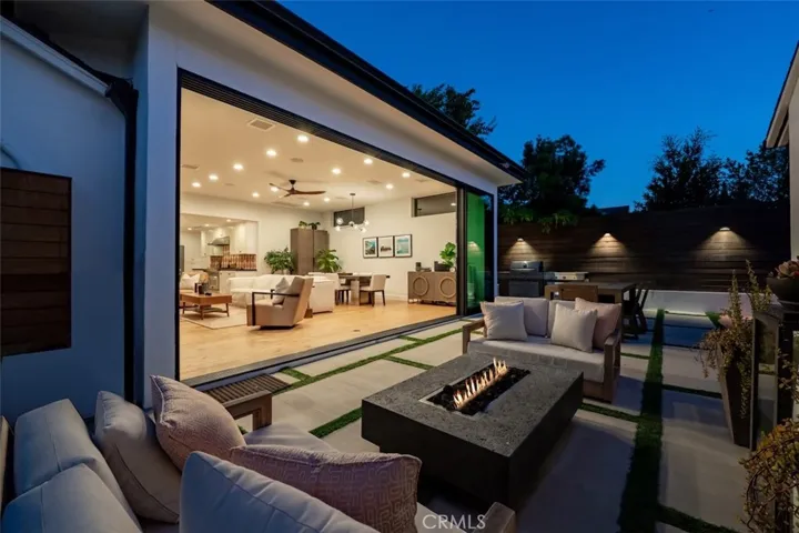 4257 Shadyglade Avenue, Studio City, California 91604