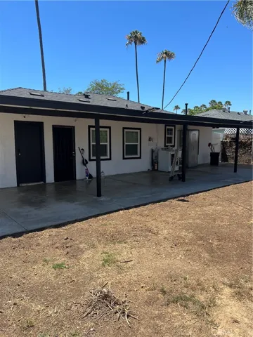 18234 Bonham, Carson, California 90746