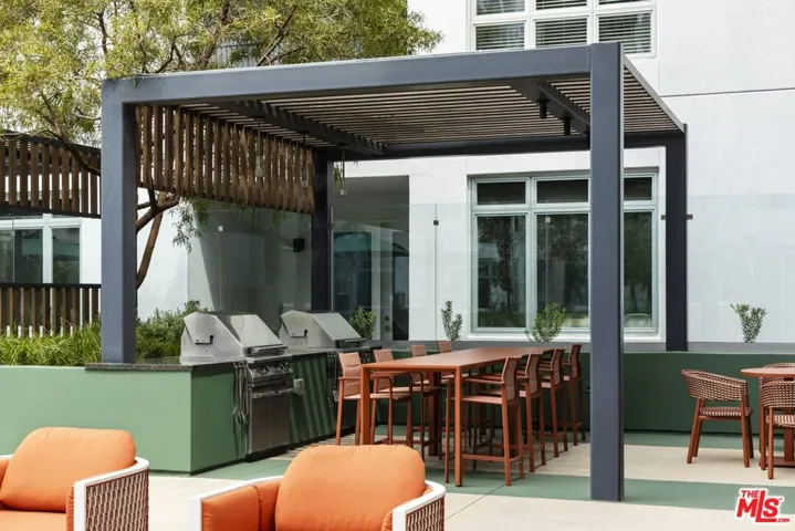 10601 Washington Boulevard 705, Culver City, California 90232