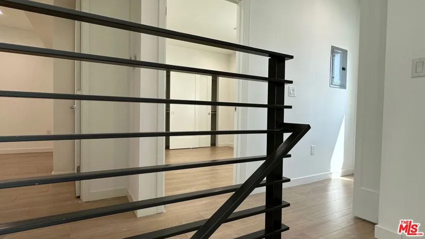 5226 Satsuma Avenue, North Hollywood, California 91601