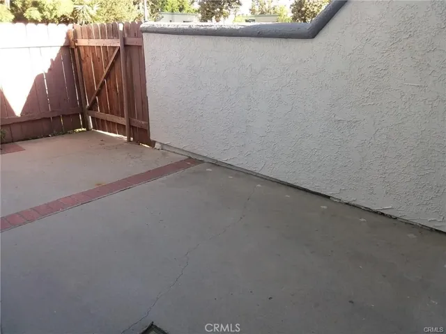 18535 Mayall Street J, Northridge, California 91324