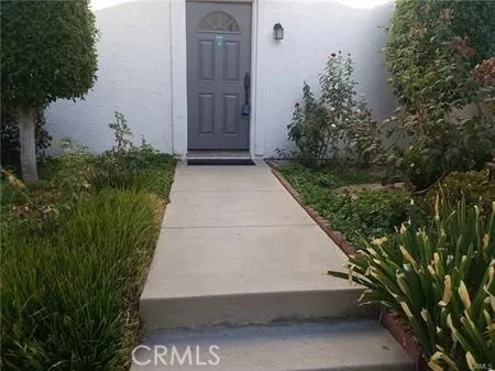 18535 Mayall Street J, Northridge, California 91324