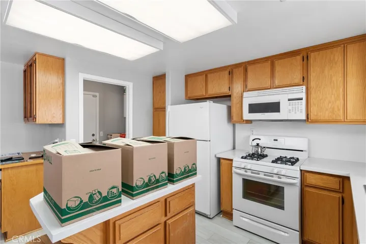 40133 Casillo, Palmdale, California 93550