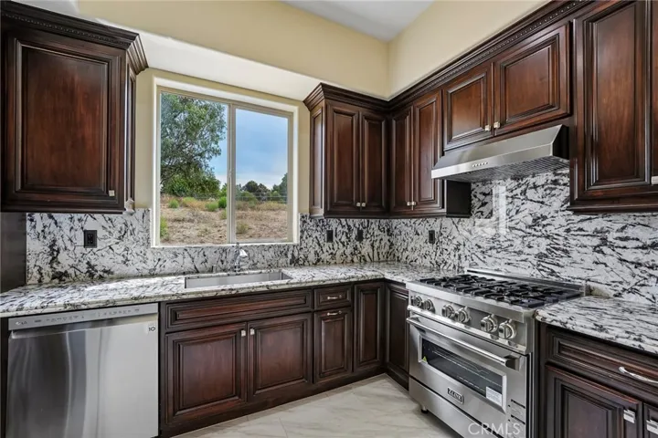 14420 Merlot Court, Riverside, California 92508