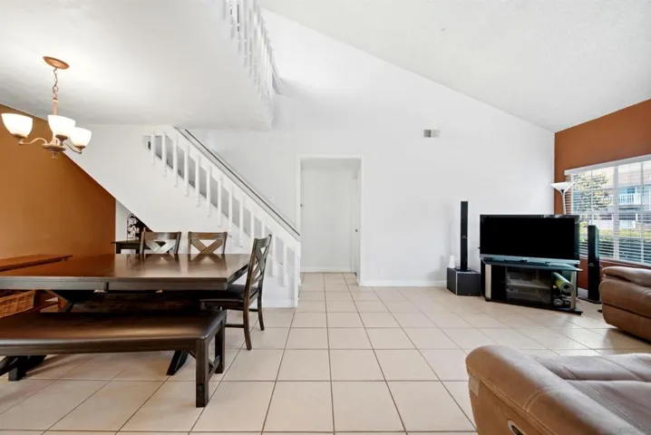 261 Riverview Way, Oceanside, California 92057